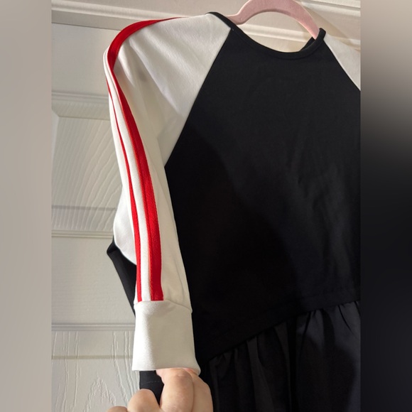 Aleeza Paris Sport Black Dress with Red Strip on SleeveSz Xs (S). SOFT AND COMFY - Picture 9 of 10